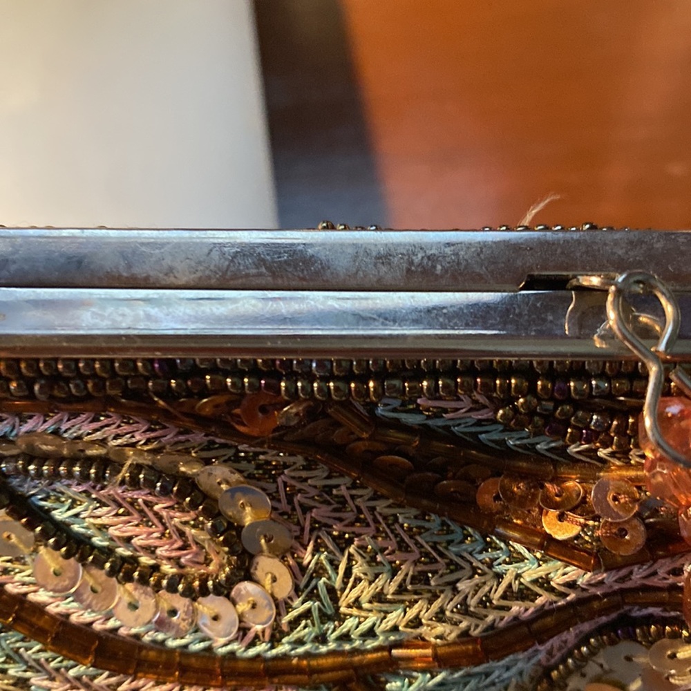 Unbranded Lovely Honey Brown Kisslock Clutch With Beaded Strap View 4